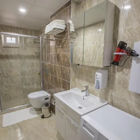 Hotel apartamentowy Elanis 3*