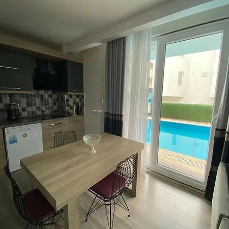 Elanis Hotel apartamentowy